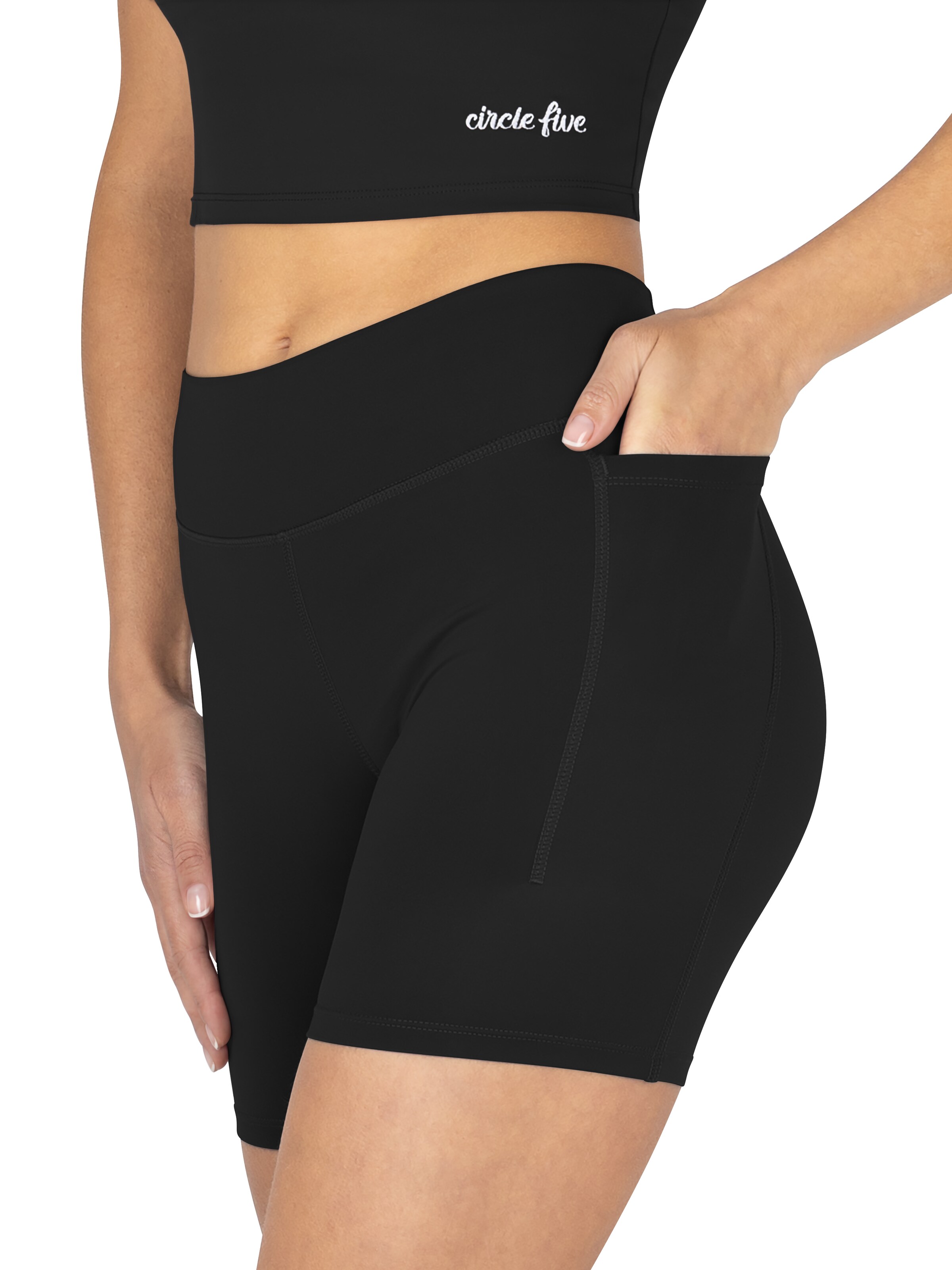 Circle Five Skinny Sporthose 'Shapinghose Sport Shorts mit Taschen'‌‌‌‌‌‌‌‌‌ in Schwarz: Vorderseite
