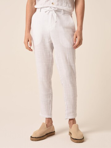 Slimfit Pantaloni di Antioch in bianco: frontale