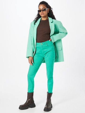 PIECES Slimfit Jeans 'Dea' in Groen