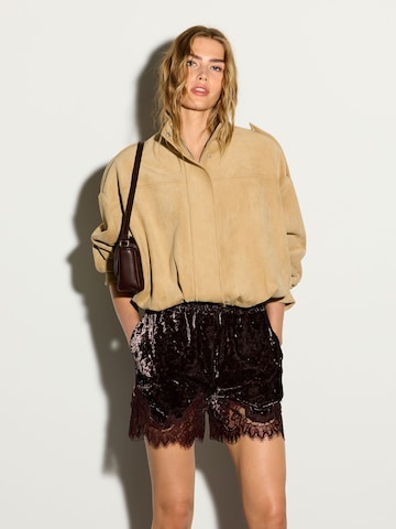 regular Pantaloni di Next in marrone