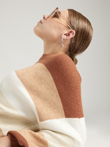 ONLY - Pullover 'ATIA' em castanho