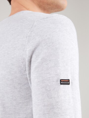 Superdry Pulóver 'ESSENTIALS' - szürke