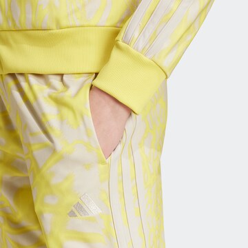Survêtement 'Essentials' ADIDAS SPORTSWEAR en jaune