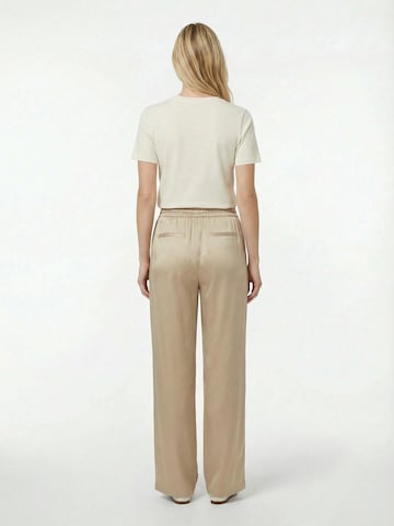 Tricou 'Teena' de la Guido Maria Kretschmer Women pe alb