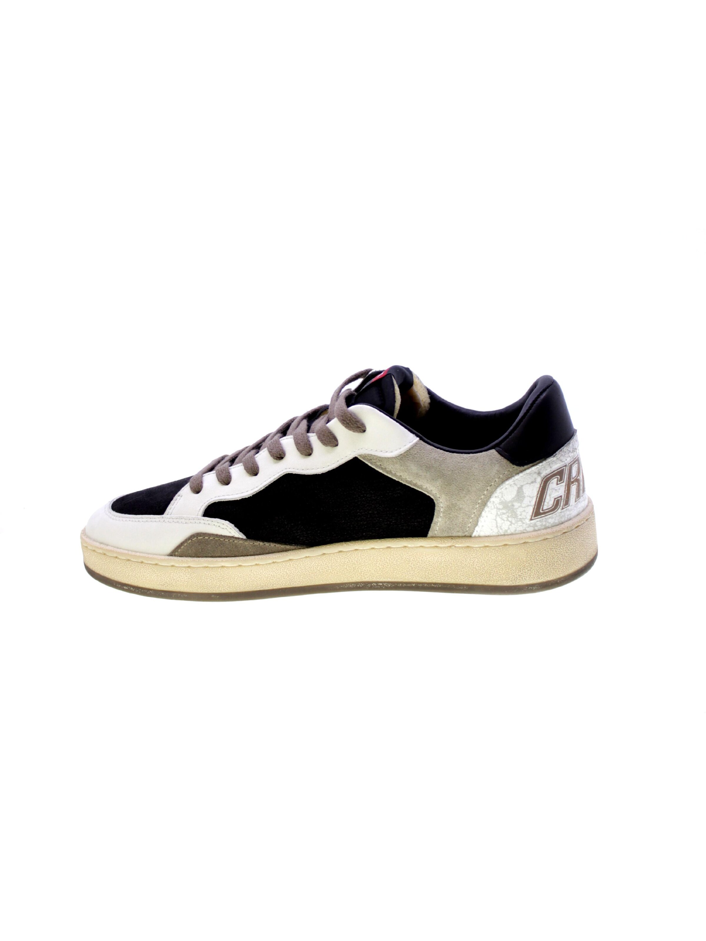 Sneaker bassa 'Chelsea' di Crime London in nero