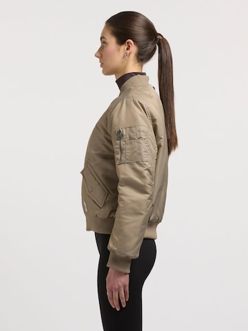 khujo Tussenjas 'Kasia' in Beige