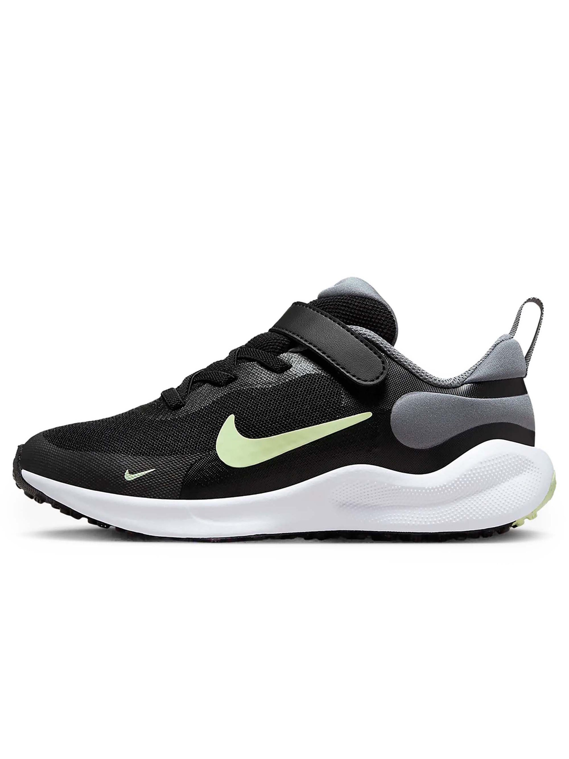 Chaussure de sport 'Revolution 7' NIKE en noir : devant