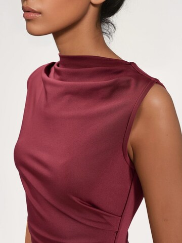 Hiccup - Vestido em vermelho