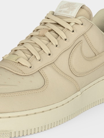 Nike Sportswear Matalavartiset tennarit 'Air Force 1 '07 LV8' värissä beige