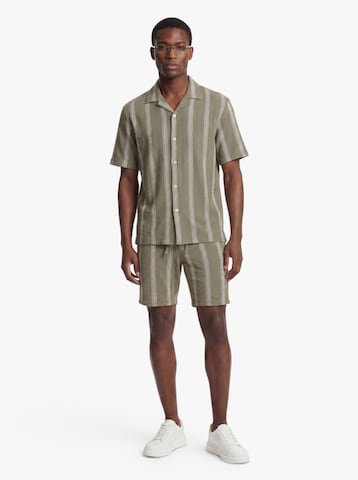 Comfort fit Camicia 'SLHSAL' di SELECTED in verde