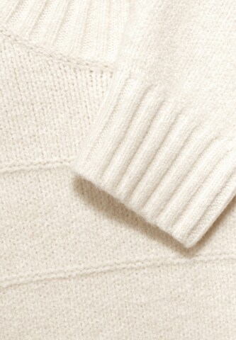 Street One Studio Sweater in White
