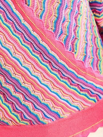 Pull-over love & roses en rose