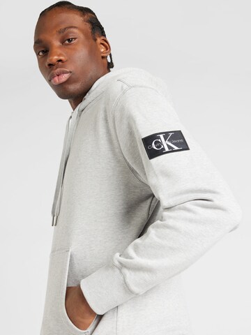 Calvin Klein Jeans Sweatshirt in Grijs