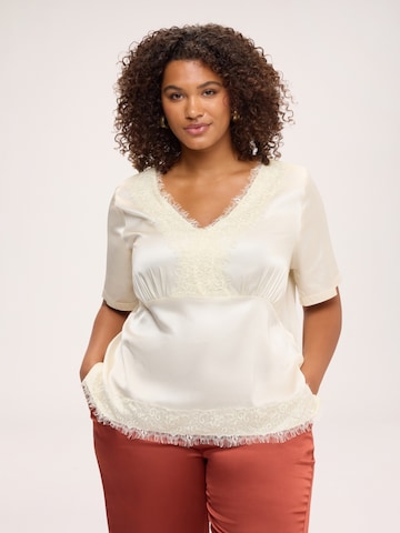 Fiorella Rubino Blouse in White