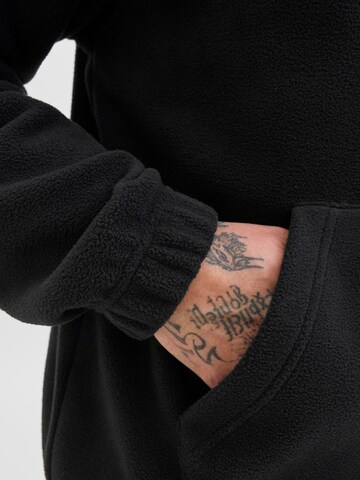 JACK & JONES Sweatshirt i sort