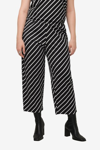 Ulla Popken Regular Pants in Black: front