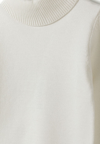 Pull-over MINOTI en blanc
