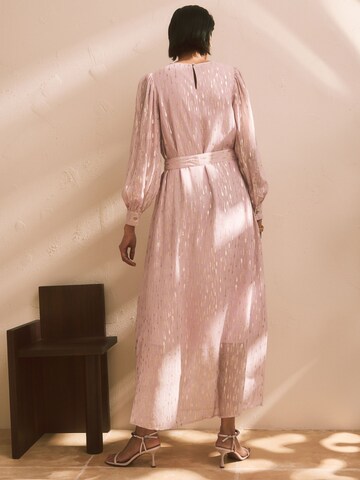 Robe Next en rose