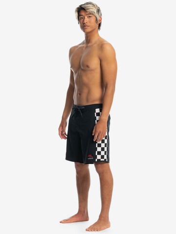 QUIKSILVER Sportbadeshorts in Schwarz