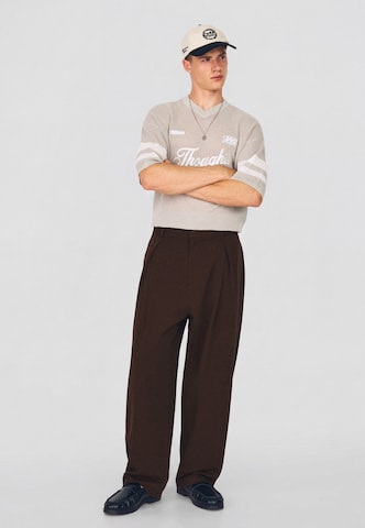 Bershka Baggy Élére vasalt nadrágok - barna
