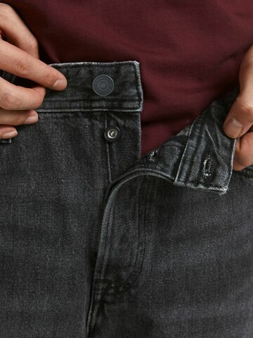 JACK & JONES Regular Jeans 'Chris' in Zwart