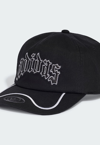 ADIDAS ORIGINALS Cap in Black