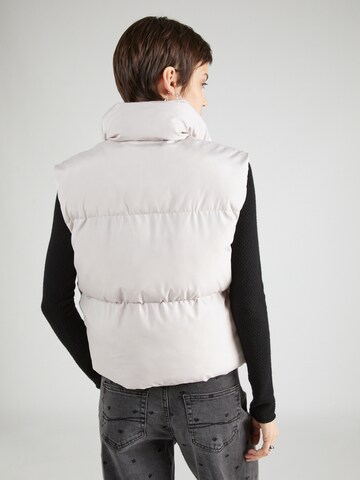 Gilet Trendyol en blanc