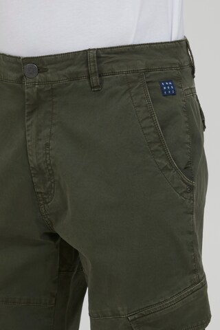 BLEND Regular Cargo Pants in Green