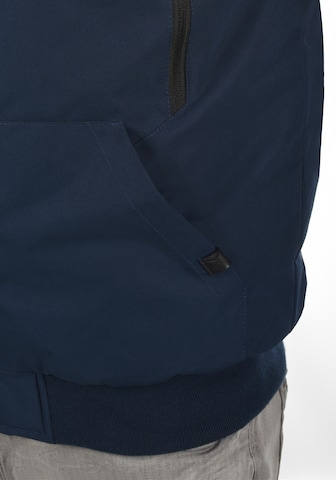 Veste d’hiver 'Eleon' BLEND en bleu