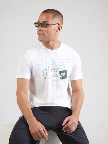 Nike Sportswear Póló - fehér: elől