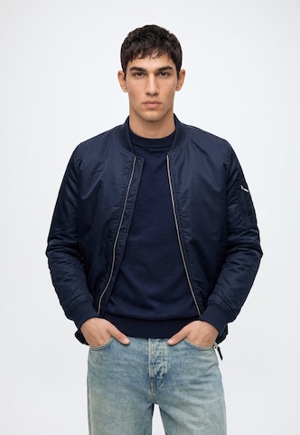 Vintage Industries Between-season jacket 'Westford MA1' in Blue: front