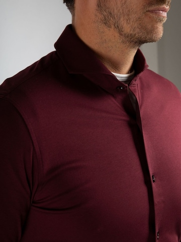 Suitable Slim fit Button Up Shirt in Red
