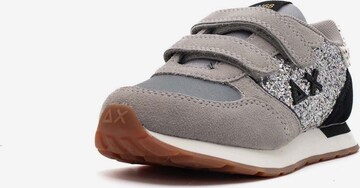 SUN68 Sneakers in Grey: front