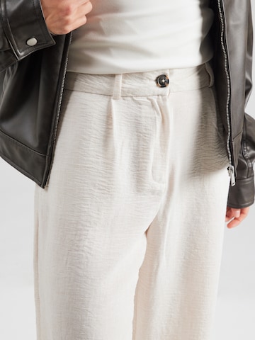 JDY Loose fit Pleat-Front Pants 'JDYBRUCE' in Grey
