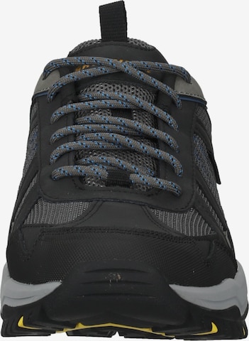 SKECHERS Sneaker in Schwarz