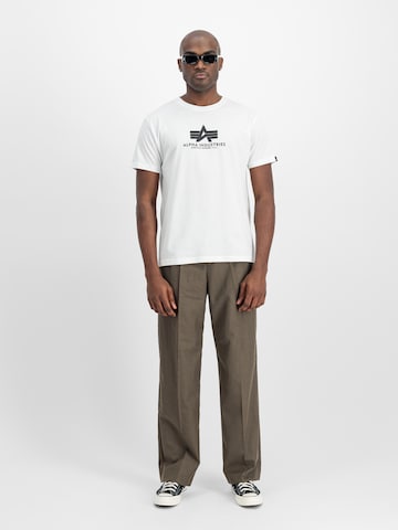 ALPHA INDUSTRIES Shirt in Weiß