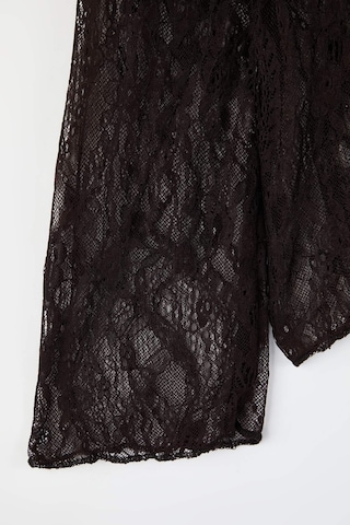 T-shirt Trendyol Curve en marron