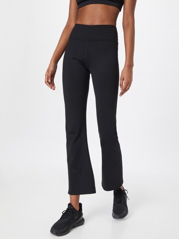 Coupe slim Pantalon de sport 'NORA' Röhnisch en noir : devant