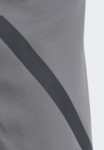 Loosefit Pantalon de sport 'Z.N.E.' ADIDAS SPORTSWEAR en gris