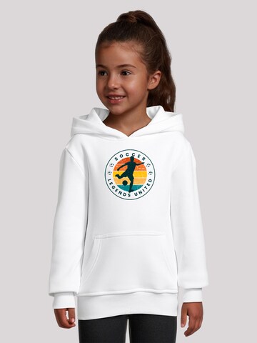 Sweat-shirt 'Soccer Legends United' F4NT4STIC en blanc : devant