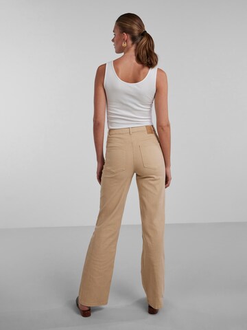 Bootcut Jeans 'Peggy' di PIECES in beige