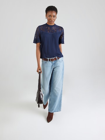 VILA Μπλούζα 'VISHIMMER' σε μπλε