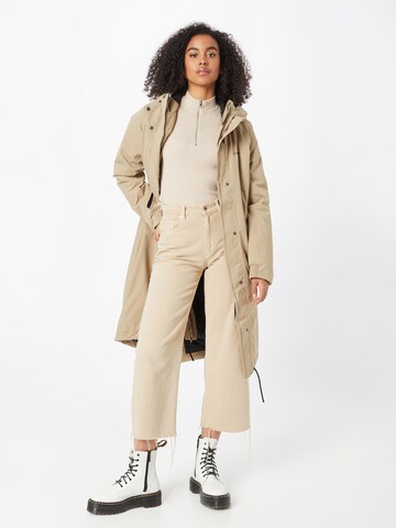 Didriksons Between-Seasons Coat 'Alicia' in Beige: front