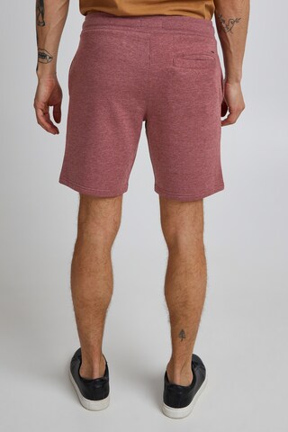 !Solid Regular Sweatshort 'OLIVER' in Rot