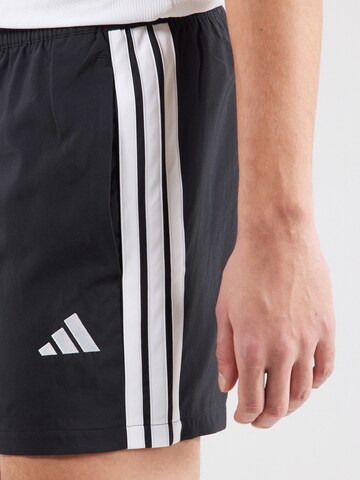 ADIDAS SPORTSWEAR - regular Pantalón deportivo '3S CHELSEA 5' en negro