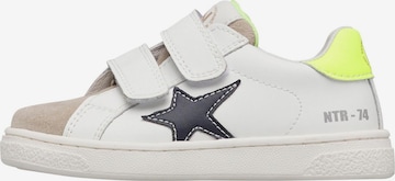 NATURINO Sneakers 'Pinn' in Wit: voorkant