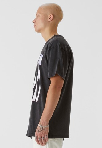 Lost Youth Shirt in Schwarz