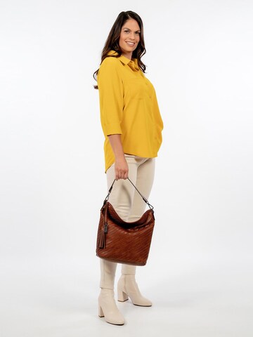 TAMARIS Shoulder Bag 'Julina' in Brown: front