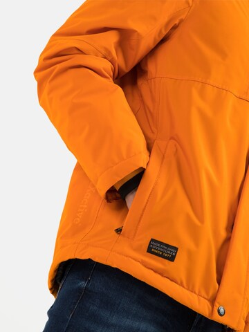 CAMEL ACTIVE teXXXactive® Funktionsjacke aus recyceltem Polyester in Orange