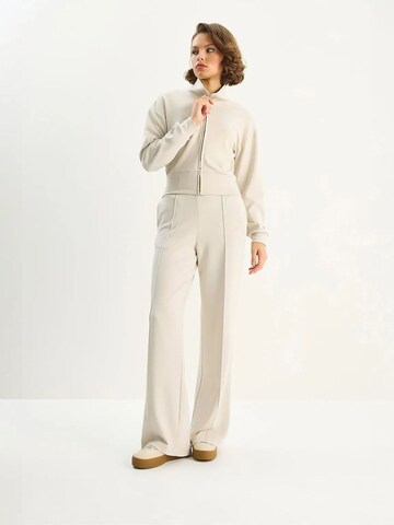 Bianco Lucci - Calças de fato em bege